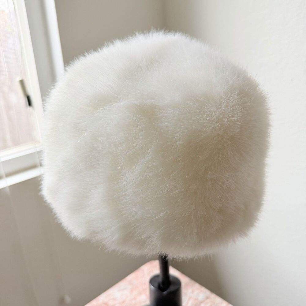 Vtg Donna Salyers Fabulous Furs Women's White Faux Fox Fur Cossack Hat USA